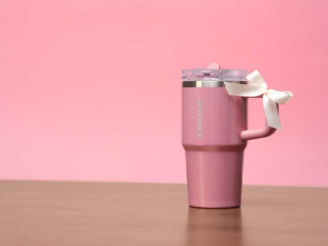 STANLEY Vaso Quencher ProTour Flip Straw con Tapa Antiderrames 20 oz | Pajita y Asa Incorporadas | Compatible con Portavasos para Viajes | Vaso de Acero Inoxidable con Aislamiento | Sin BPA | Port Shimmer