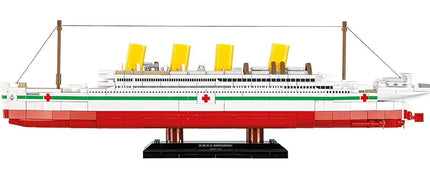 COBI HMHS BRITANNIC, Scale 1:700, 636 elements, Model with base