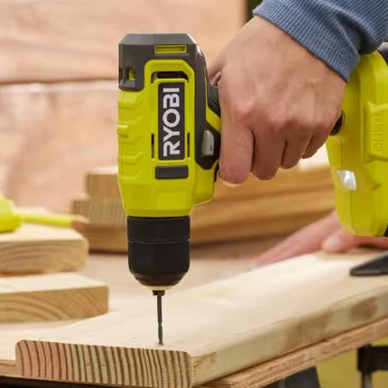 Juego de taladro RYOBI 18V ONE+ con taladro/atornillador, batería de 1.5 Ah, cargador, juego de 40 brocas, bolsa de herramientas