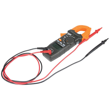 Juego de prueba eléctrica con medidor de pinza Klein Tools CL120KIT, CA de rango automático 400 A, pantalla retroiluminada, incluye probador de GFCI, divisor de línea, estuche, cables y 3 pilas AAA