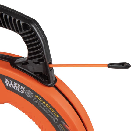 Fish Tape, Multi-Groove Fiberglass Wire Puller with Nylon Tip, Optimized Housing and Handle, 15 m, Klein Tools 56382