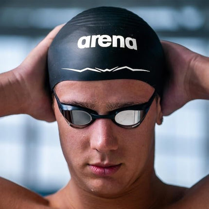 Arena Silicone Racing Swim Cap Men and Women Aquaforce Wave Hydrodynamic Performance Competitive Intensive Swimming, Black, Large