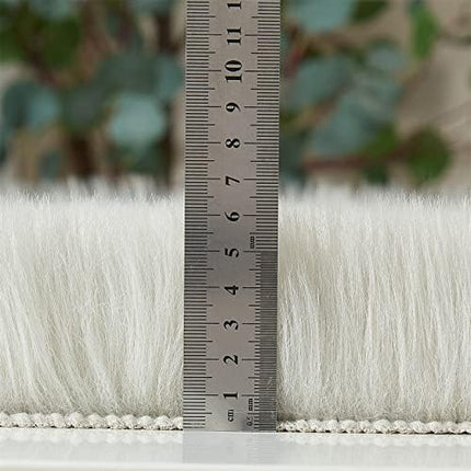 EasyJoy Faux Fur Soft Fluffy Single Sheepskin Style Rug Chair Cover Seat Pad Shaggy Area Rugs for Bedroom Sofa Floor (2 x 3 ft Sheepskin, Light Grey)