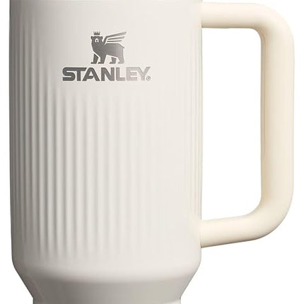 Vaso Stanley Quencher H2.0 con asa y pajita de 40 oz | Tapa Flowstate de 3 posiciones | Compatible con portavasos para viajes | Vaso térmico de acero inoxidable | Sin BPA | Crema Brillo Acanalado