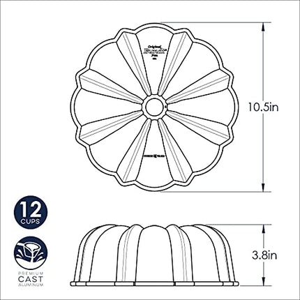 Nordic Ware 50153 Original 12-Cup Bundt Pan Silver