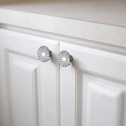 AOBITE 6 Pack Chrome Cabinet knobs Kitchen Cabinet Pulls with Vintage Cupboard Drawers Hardware Dresser Drawer Handles Kitchen Cabinet Handles (Single Hole, 6 Pack, Chrome)