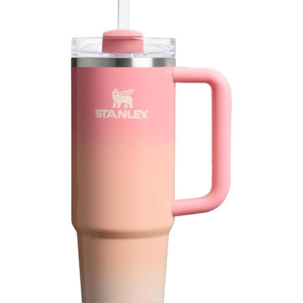 Stanley Quencher H2.0 Gobelet avec anse et paille 887 ml | Couvercle 3 positions Flowstate | Compatible porte-gobelet pour les voyages | Tasse isotherme en acier inoxydable | Sans BPA | Pink Mesa Sunset