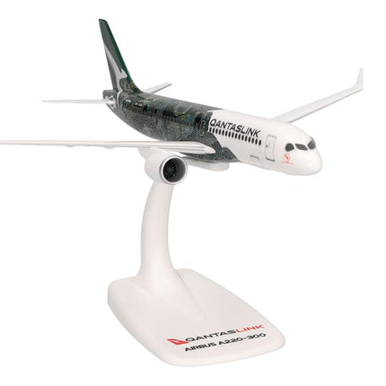 Herpa Snap-Fit Model Airplane QantasLink Airbus A220-300 - Flying Art Series/Minyma Kutjara Tjukurpa 1:200 Scale Miniature Collectible Model with Base Plastic