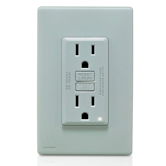 Leviton RGF15-SE Receptáculo GFCI de 15 amperios Renu con autocomprobación y protección contra manipulación infantil en color Sea Spray