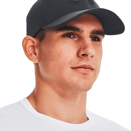 Under Armour Men's Blitzing, Moisture-Wicking Baseball Cap with Stretch-Fit Design, Comfortable Men's Cap with Built-in Sweatband Black