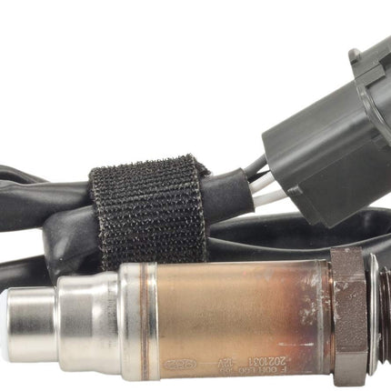 Bosch 15582 Oxygen Sensor, OE Fitment (Mitsubishi)