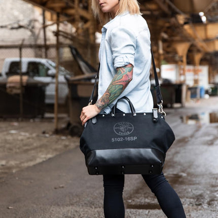 Tool Bag, Large 40.6 cm Deluxe Canvas Tool Bag and Organizer with 13 Pockets and Shoulder Strap, Black Klein Tools 510216SPBLK