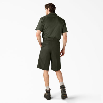 Dickies Pantalones Cortos de Trabajo Holgados con Frente Plano para Hombre, Verde Oliva, 34 Regular