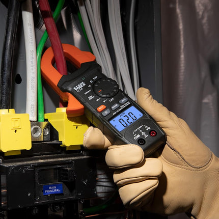 Klein Tools CL120VP Kit de prueba de voltaje eléctrico con pinza amperimétrica, tres probadores, puntas de prueba, estuche y baterías