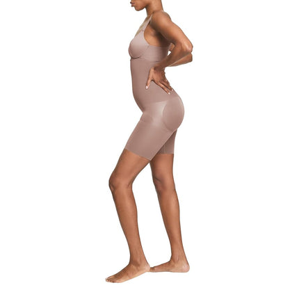 Spanx Assets High-Waist Mid-Thigh Short - Seamless Shapewear - Ultra-Firm Compression - Thigh & Tummy Control - Cafe Au Lait - Medium