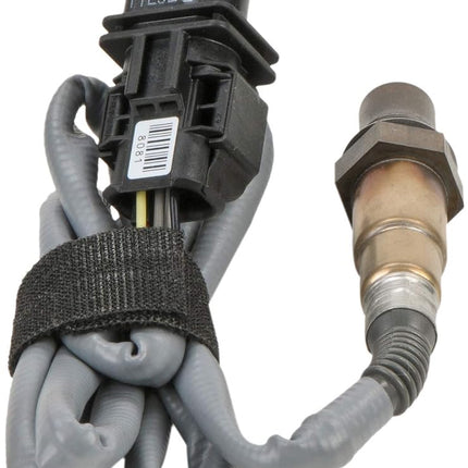 BOSCH 17094 Premium Original Equipment Oxygen Sensor - Compatible with Select BMW X5