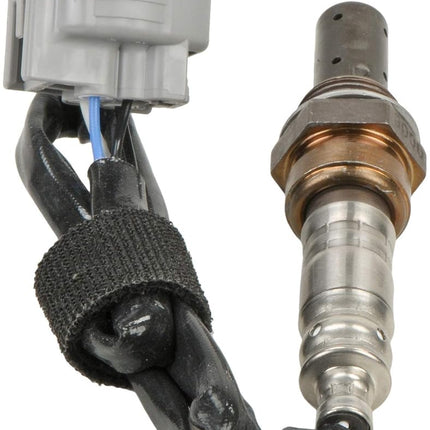 Bosch Automotive 15627 Premium OE Fitment Oxygen Sensor - Compatible With Select Jaguar Vanden Plas, XJ8, XJR, XK8, XKR, X-Type