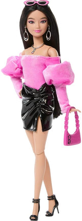 Barbie Deluxe Style Doll and Accessories #13
