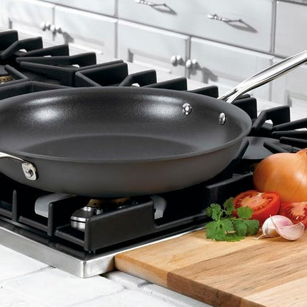 Cuisinart 12" Open Skillet w/Helper Handle