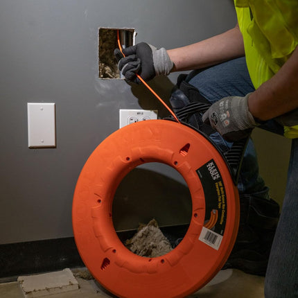 Klein Tools Fish Tape 200-Foot is Grooved Non-Conductive Fiberglass, Flexible, Pull Line to 500-lb 56059