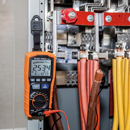 Megohmmeter, Insulation Resistance Tester Multimeter, 4000 Megohm Resistance, 125V/250V/500V/1000V Test Voltage, Klein Tools ET600