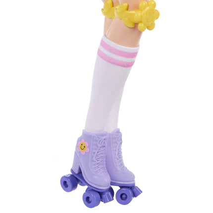 Barbie Dream Besties Skate Party Renee Doll and Accessories