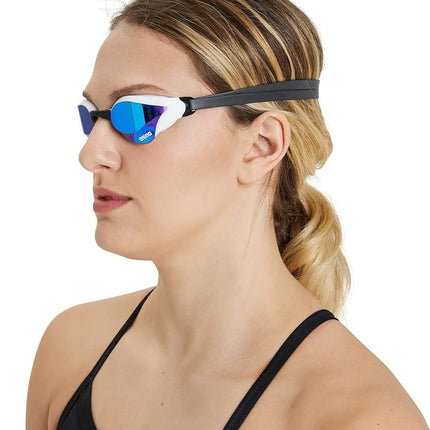 arena Cobra Core Swipe Mirror Unisex Adult Racing Swimming Goggles, Swimming Pool Goggles with Curved Mirror Lenses, Anti-Fog, UV Protection, 5 Interchangeable Nose Bridges