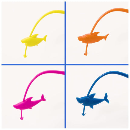 Spin Master Pinkfong Baby Shark Let's Go Hunt Musical Fishing Game Learning Educational Toy Preschool Board Game Summer Toy, for Families and Kids Ages 4 and Up
