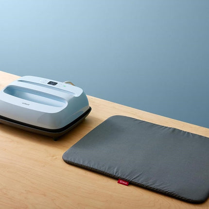 Cricut EasyPress Mat (16" x 20"), Grey, 2005398