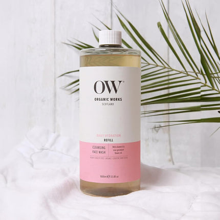 Organic Works Vitamin E Gentle Face Wash, Foaming Hydrating Face Cleanser for Dry & Sensitive Skin, Removes Impurities & Makeup, Balances PH, Soothes Inflammation,Hypoallergenic (1000 ml (Pack of 1))