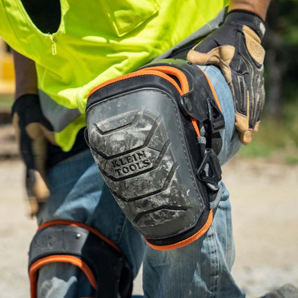 Klein Tools 60491 Hinged Knee Pads Heavy Duty Gel Foam Protectors with Quick Release Buckle and Thigh Strap - Black