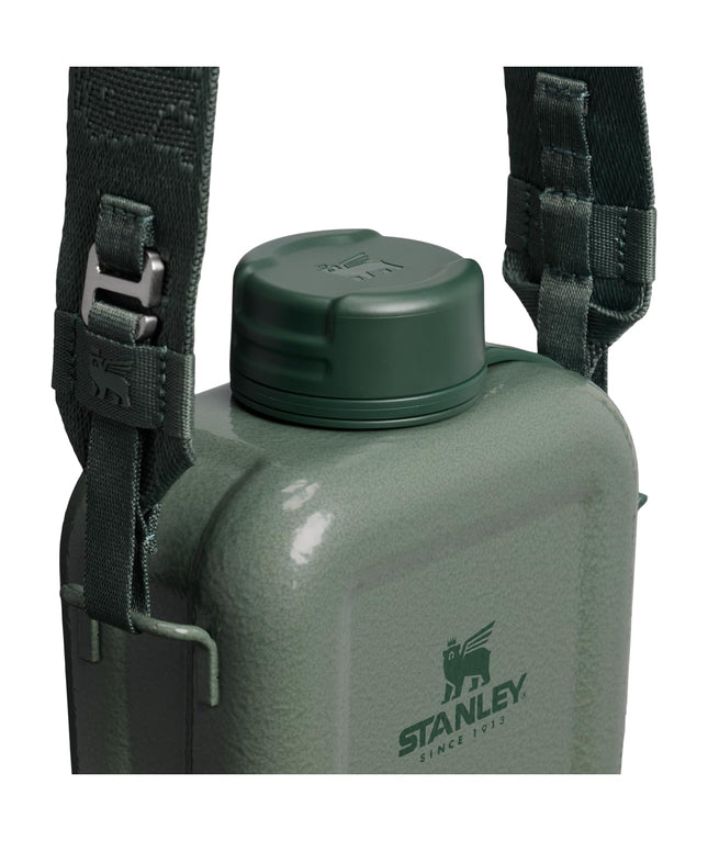Cantimplora Stanley Next X Nature de 25 oz, verde martillado