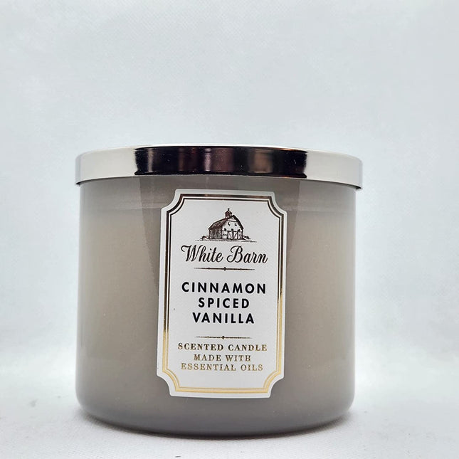 Bath and Body Works, White Barn 3-Wick Candle w/Es