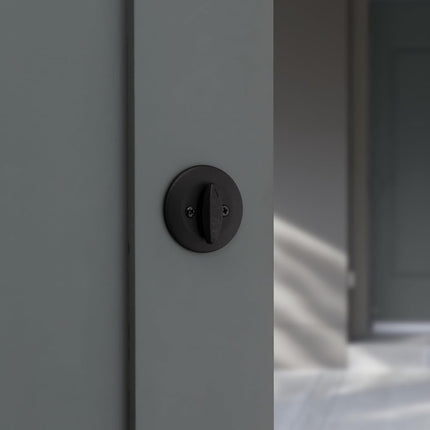 Kwikset 660 Deadbolt Lock, Matte Black Round Exterior Keyed Front Entry Door, Pick Resistant SmartKey Rekey Security, Single Cylinder Dead Bolt