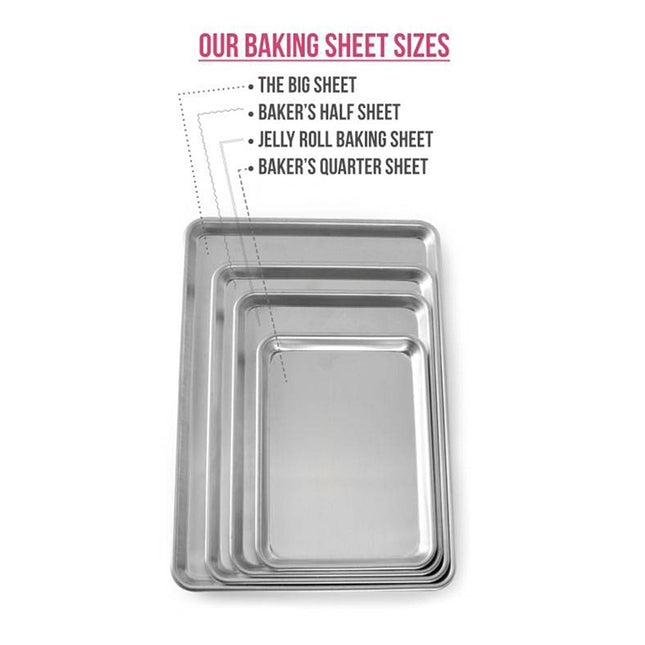 Nordic Ware Naturals Non-Stick Baker's Quarter Sheet, Aluminium Baking Tray, Premium Bakeware To Bake and Reheat Small Meals, Made in the USA, Silver