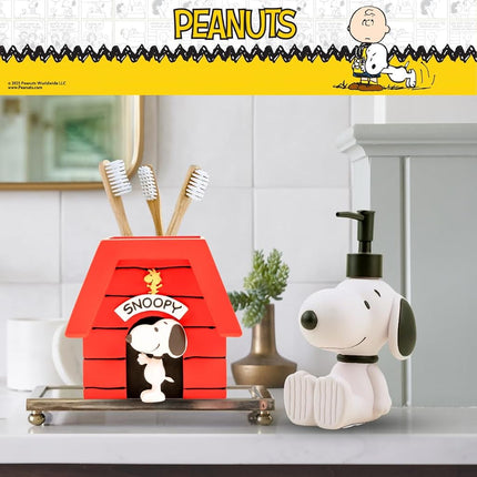 Collectibles Peanuts Snoopy Toothbrush Holder - Makeup Brushes/Pens Tumbler, (Officially Licensed Product) by Franco