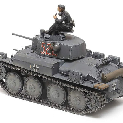 Tamiya 35369 German Heavy Self Propelled Howitzer Hummel (1:35 Scale)