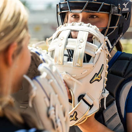 Mizuno Samurai Women's Fastpitch Softball Chest Protector