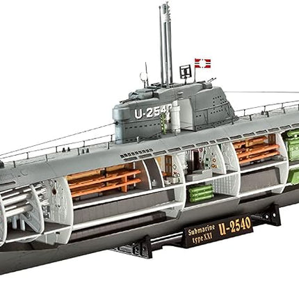 Revell 05078 German U-Boot Type XXI with Interior1:144 Scale - Unbuilt/Unpainted Plastic Model Kit