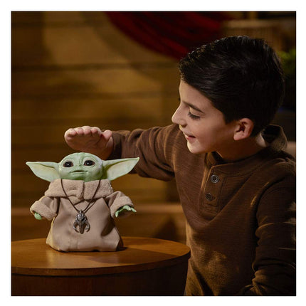 Star Wars The Child Animatronic Edition AKA Baby Yoda with Over 25 Sound and Motion Combinations, The Mandalorian Toy for Kids Ages 4 and Up