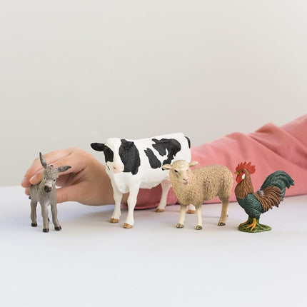 Schleich Farm World - Farm World Starter Playset - Kids 3+ | 42385