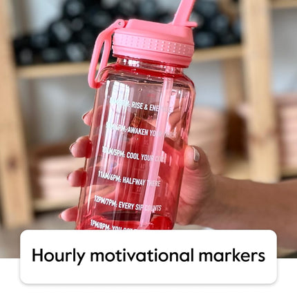 Bouteille d'eau de motivation Takeya avec couvercle à paille et marqueur de temps (950 ml, Violet Vivacity) - Bouteille d'eau étanche sans BPA pour le suivi de l'apport quotidien