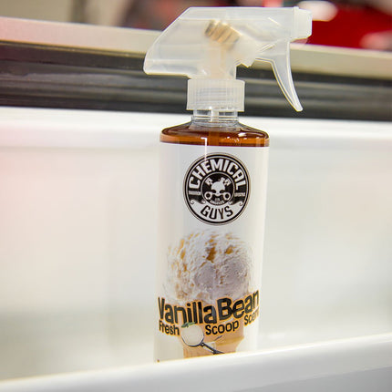 Chemical Guys Vanilla Bean Fresh Scoop Scent Air Freshener & Odor Eliminator, (Great for Cars, Trucks, SUVs, RVs, Home, Office, Dorm Room & More) 473 ml