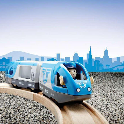 BRIO World Travel Battery Train for Kids Age 3 Years Up - Wooden Railway Expansions and Accessories