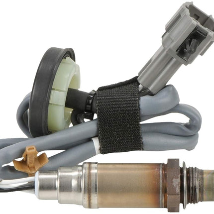 BOSCH 15975 Premium Original Equipment Oxygen Sensor - Compatible with Select Nissan Frontier