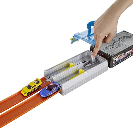 Hot Wheels CFC81 Race Case Track Set