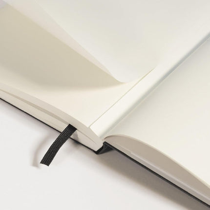 LEUCHTTURM1917 369784 Notebook Medium (A5), Hardcover, 251 Numbered Pages, Lobster, Dotted