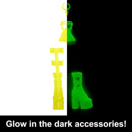 Monster High Doll and Fashion Set, Frankie Stein Doll, Skulltimate Secrets: Neon Frights, Dress-Up Locker with 19+ Surprises, HNF79