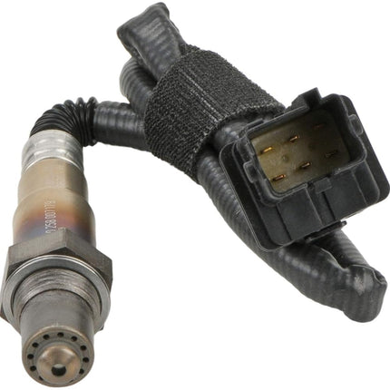 BOSCH 17179 Premium Original Equipment Oxygen Sensor - Compatible with Select Nissan Altima, Sentra