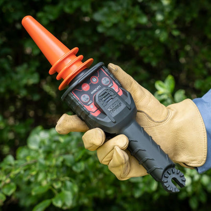 Klein Tools HVNCVT-1 Dual-Range Non-Contact High-Voltage Tester, Dual-Range, Audio/Visual Indicators, Water Resistant, With Case and Battery